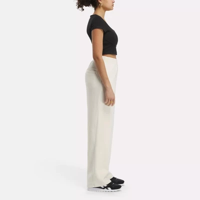 Reebok Classics Wide T-Shirt 1 Reebok Classics Wide T-Shirt