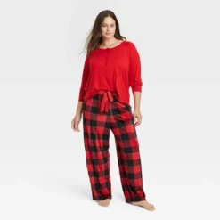 Women's Henley Gift Pajama Set - Stars Above™ -Women Clothing Shop GUEST 2a7b05c7 c101 4b03 8d41 c602c9b1151a