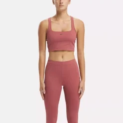 Reebok Yoga Peached Crop Top -Women Clothing Shop GUEST 5c165292 d696 46bd a049 796456cadc7b