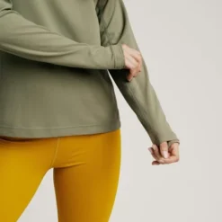 Vapor Apparel Women's Oasis Technical Hoodie -Women Clothing Shop GUEST 64fb2c2d 9714 4ae1 b7de ddc6df046218