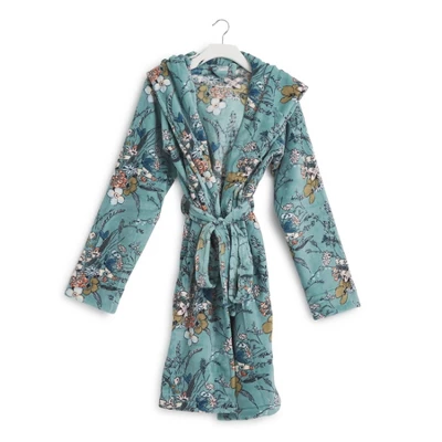 Vera Bradley Women's Fleece Plush Fleece Robe 9 Vera Bradley Women's Fleece Plush Fleece Robe - Image 9