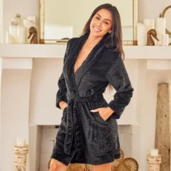 Women's Warm Soft Plush Fleece Bathrobe, Knee Length Robe, Chevrons