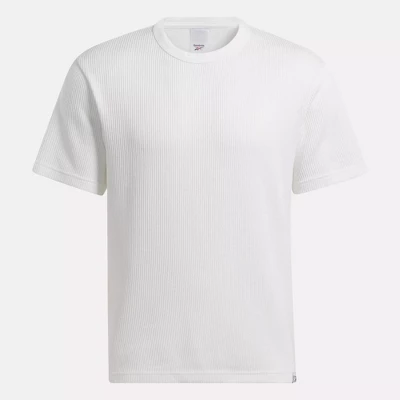 Reebok Classics Wardrobe Essentials Waffle Tee 6 Reebok Classics Wardrobe Essentials Waffle Tee - Image 6