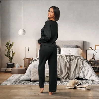 Women's Soft Ribbed Waffle Rib Knit Henley Pajamas Lounge Set, Lounge Sleeve Top And Pants With Pockets, Drawstring 2 Women's Soft Ribbed Waffle Rib Knit Henley Pajamas Lounge Set, Lounge Sleeve Top And Pants With Pockets, Drawstring - Image 2