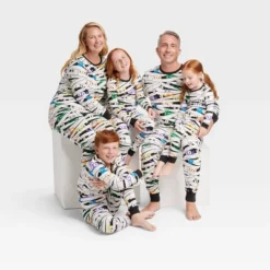 Women's Glow-In-The-Dark Mummy Halloween Matching Family Pajama Set - Hyde & EEK! Boutique™ White 7 Women's Glow-In-The-Dark Mummy Halloween Matching Family Pajama Set - Hyde & EEK! Boutique™ White -Women Clothing Shop GUEST c15f19ca ffd0 4974 84bc bff6c8557824
