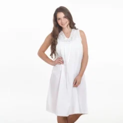 Saro Lifestyle Long Nightgown With Embroidered Design